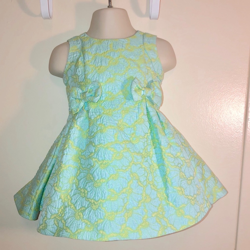 Baby dress